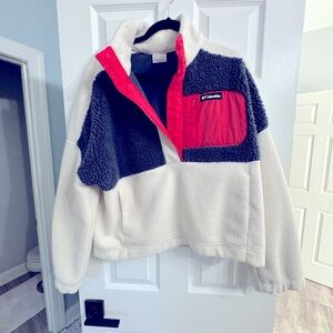 Columbia pullover